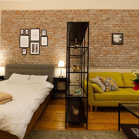 Stylish Flat In The Heart Of Historical Center Apartamento Timişoara Exterior foto